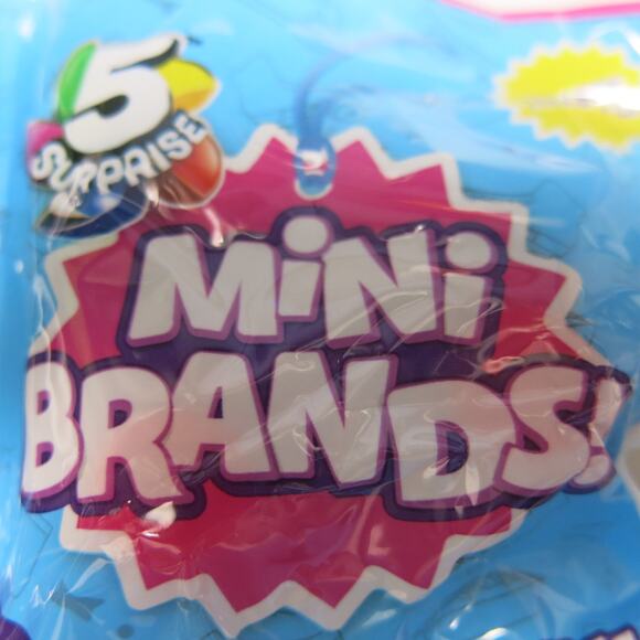 SONIC DRIVE IN WACKY PACK Mini Brands Collectible Toys #11 Roller Skate New - Picture 3 of 5